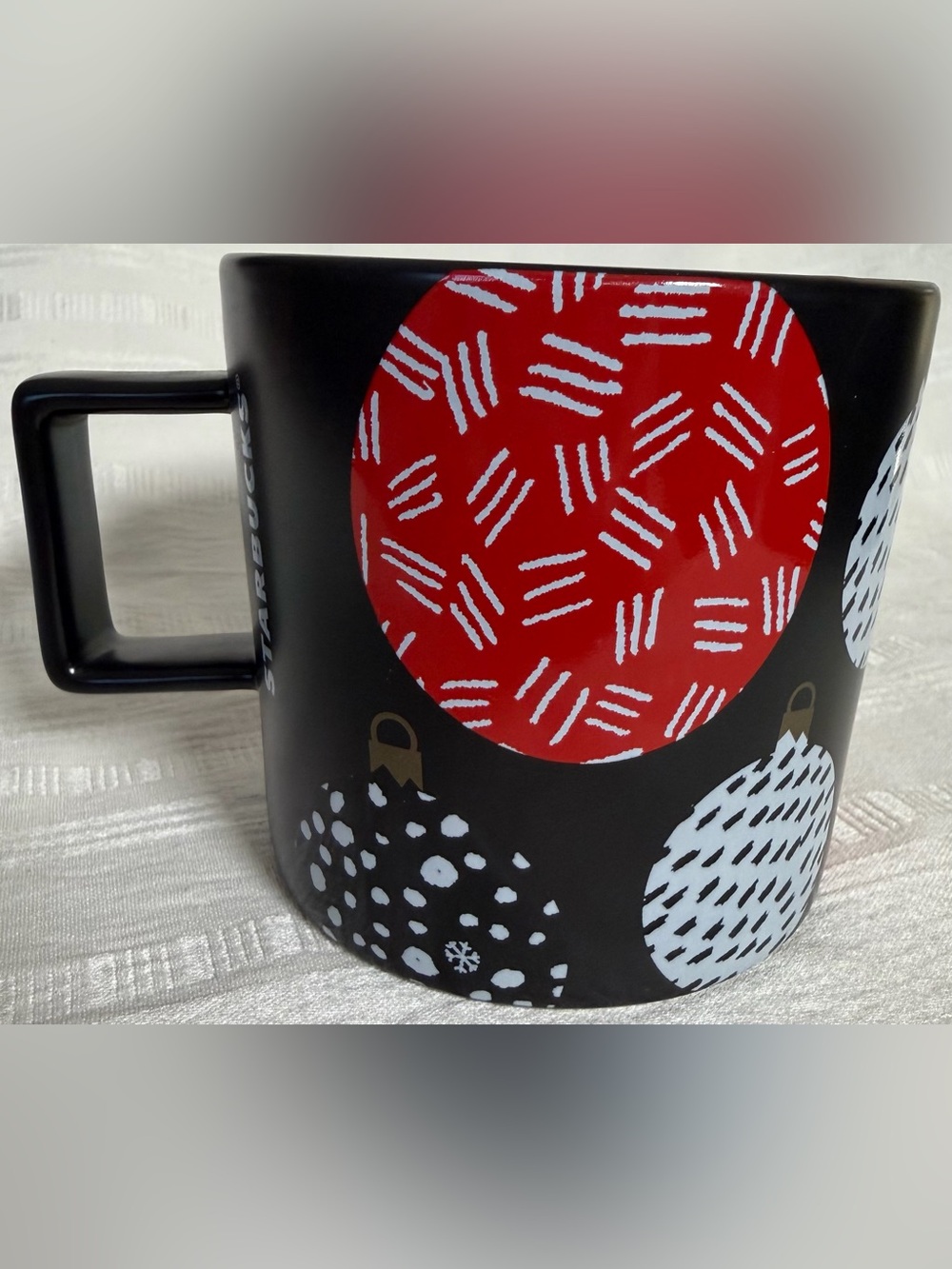 Starbucks 2016 Christmas Ornament Mug Black Red White 14 oz Holiday